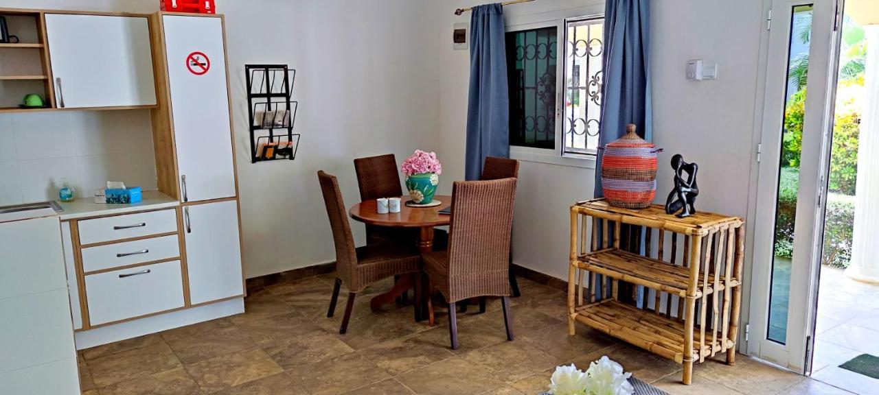 Dulaa Deema Residence Brufut Heights Tranquil Buitenkant foto