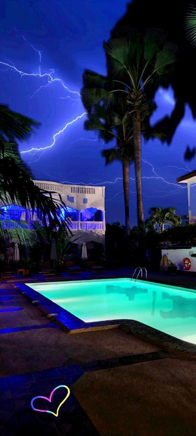 Dulaa Deema Residence Brufut Heights Tranquil Buitenkant foto