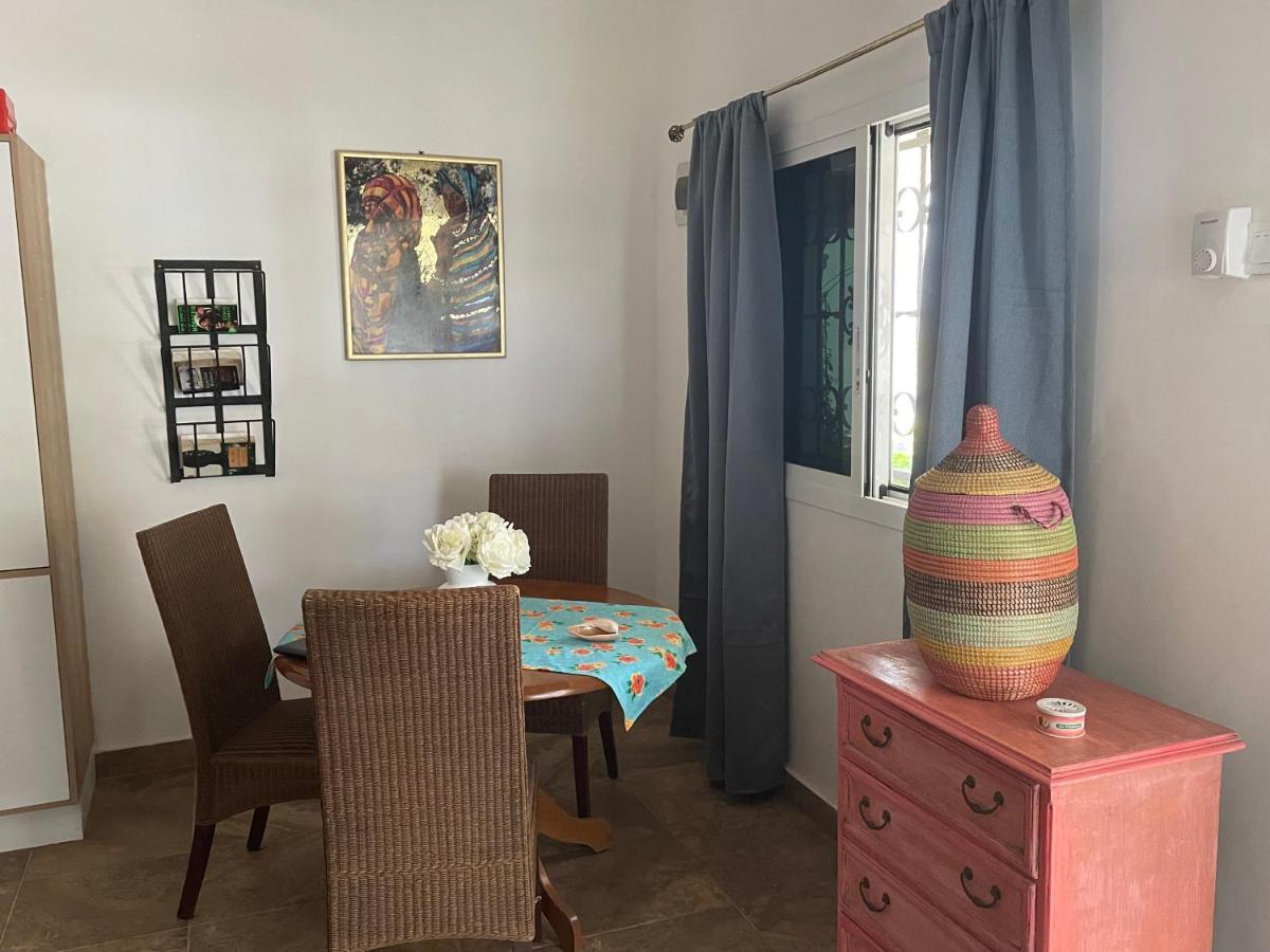 Dulaa Deema Residence Brufut Heights Tranquil Buitenkant foto